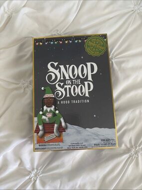 Snoop on the Stoop - BRAND NEW IN BOX!!